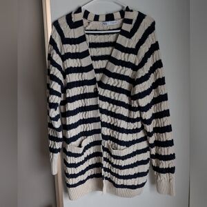 Zara Women's Navy and Cream Striped Cardigan